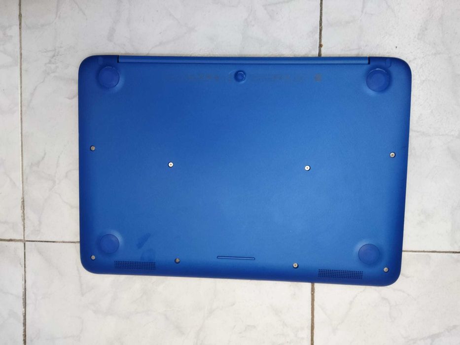 Portátil HP Modelo Stream 13-c100np