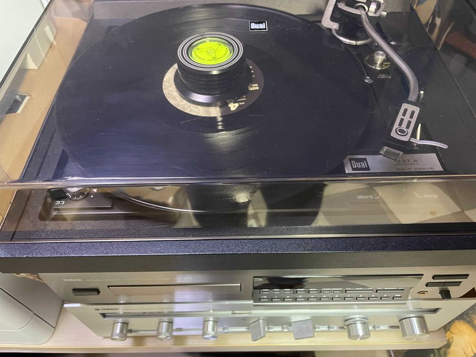 Gramofon Dual 1237 A