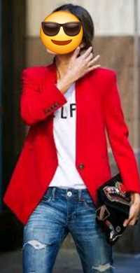 Червоний   піджак   красний  педжак