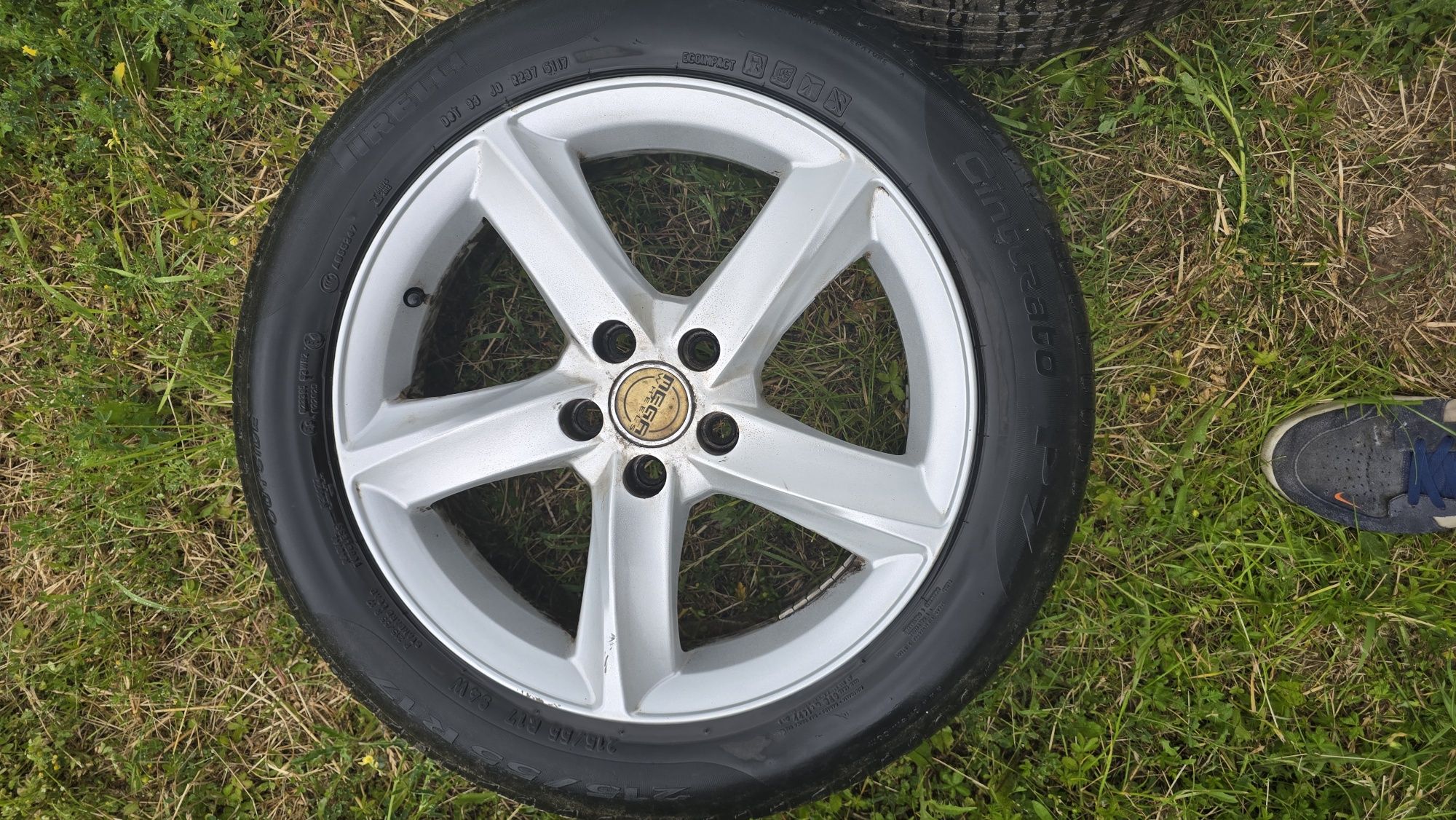 Felgi aluminiowe Mega Wheels Tigera Silver 17 cali 5x108 do Forda