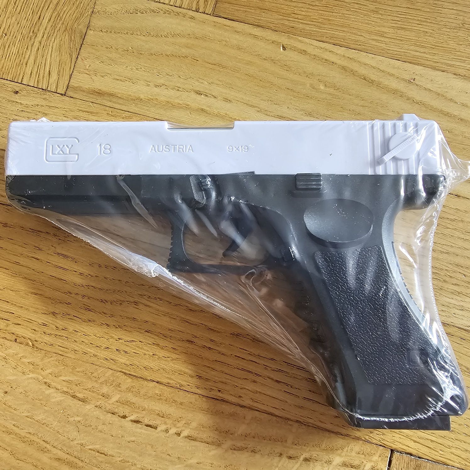Pistolet zabawka zestaw, nowy, zapakowany