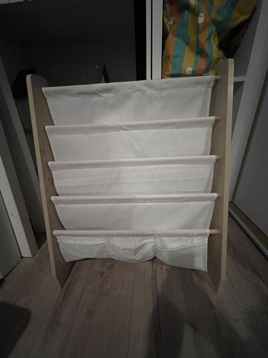 Szafeczka materialowa na ksiazki/ biblioteczka