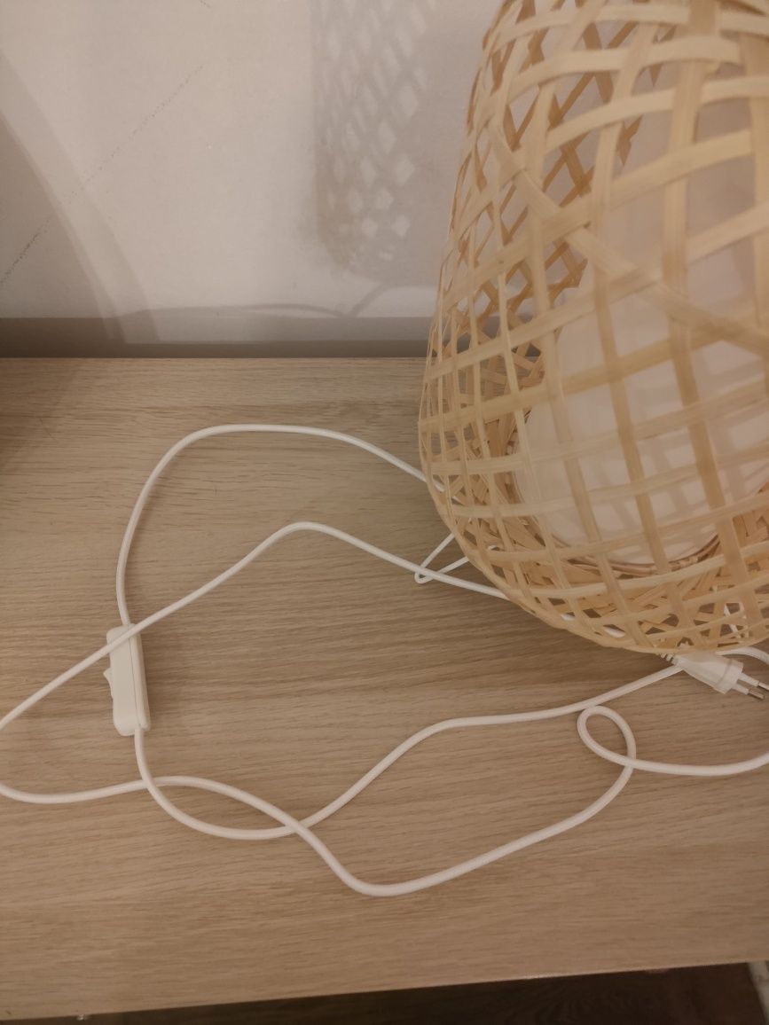 Candeeiro de bambu de mesa de Ikea
