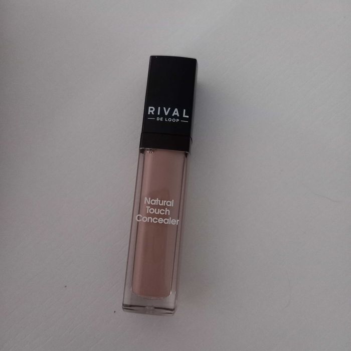 Nowy korektor Rival de Loop Natural Touch Concealer 03