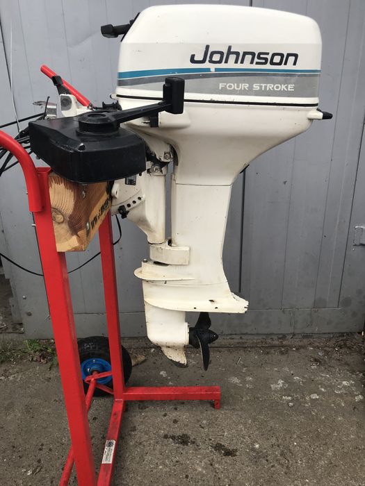 Silnik zaburtowy Johnson 5km - 8 km   S 4 takt