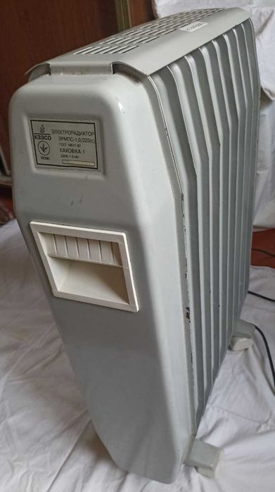 Обогреватель радиатор масляный электрорадиатор КАХОВКА 1, обігрівач
