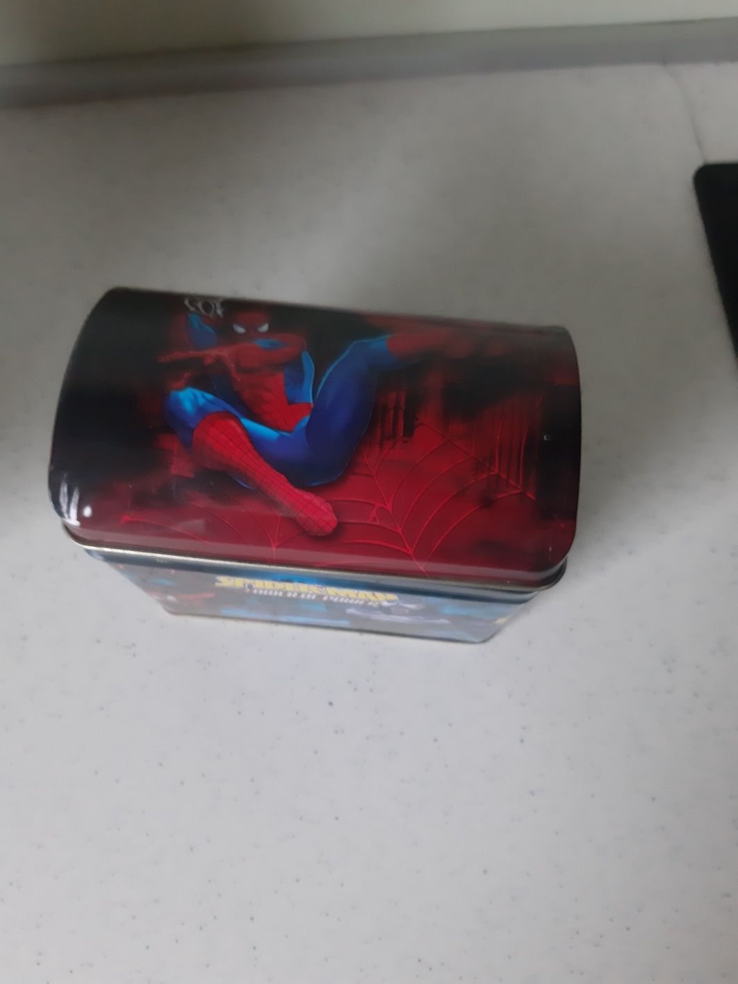 Spiderman puszka pudełko Power of Tower blaszak kolekcja marvel tkmaxx