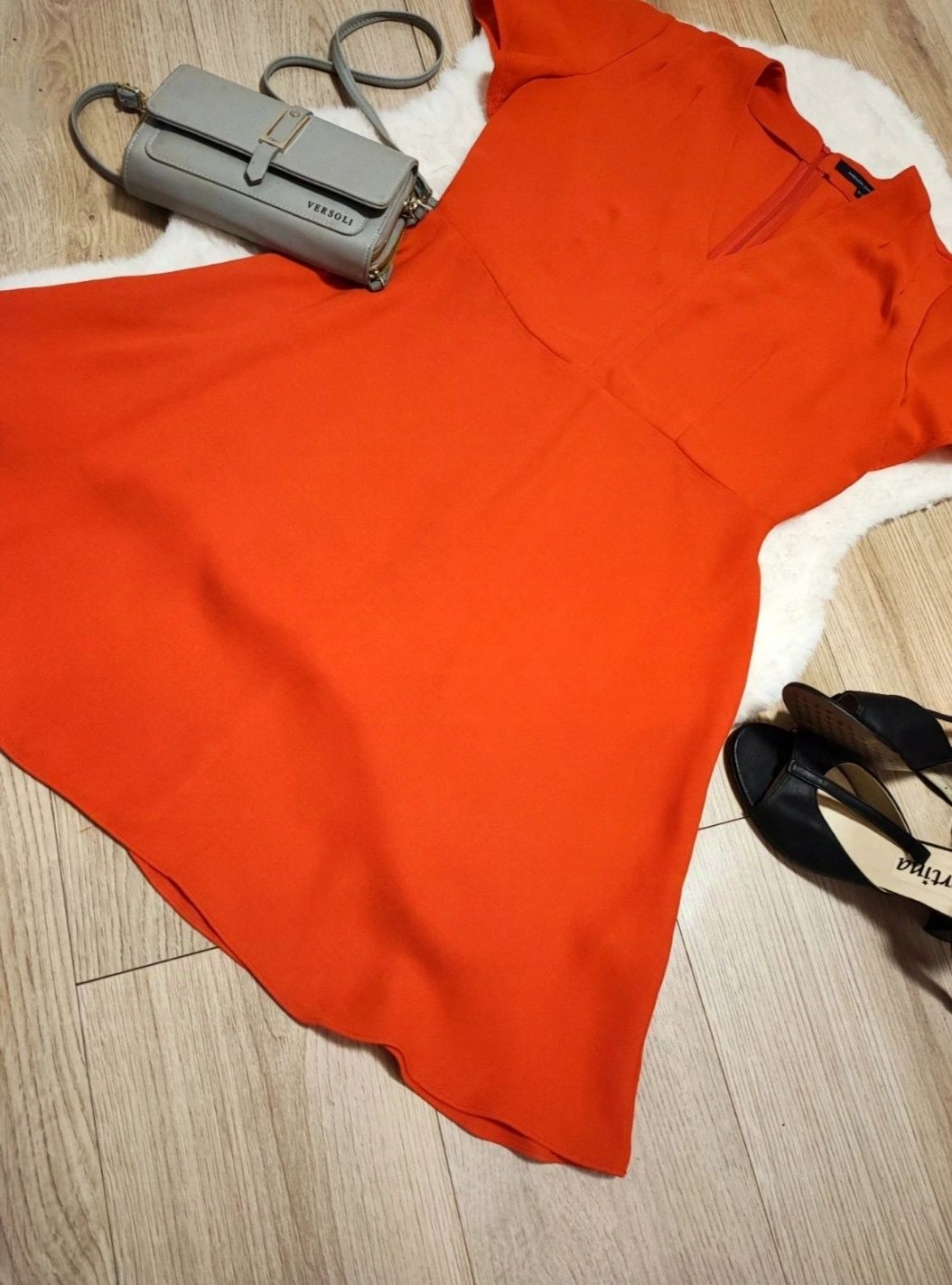 Elegancka rozkloszowana sukienka M 38 wesele chrzciny komunia old mone