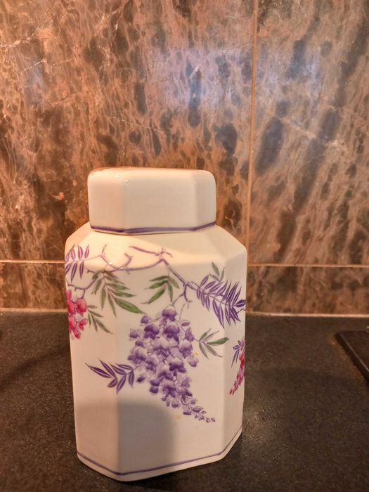 Pojemnik porcelanowy na herbate