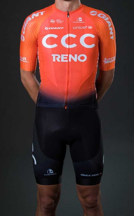 Komplet stroju kolarskiego CCC Reno: koszulka, spodenki, skarpetki