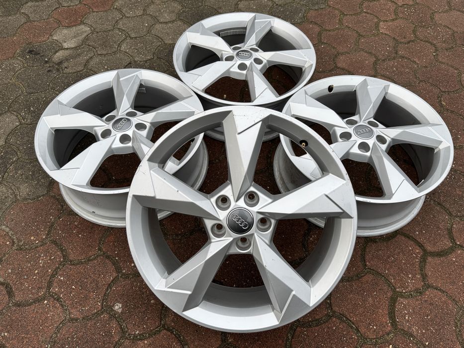 Felgi Audi q3 q2 S-Line 19 cali 5x112 a3 rotor 83a oryginał tiguan