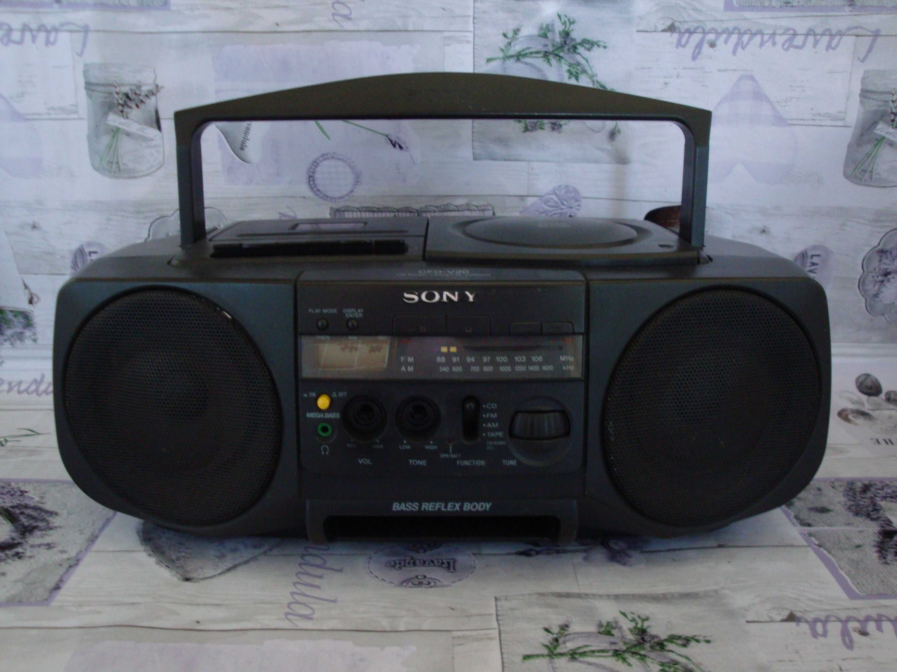 Boombox SONY polecam.