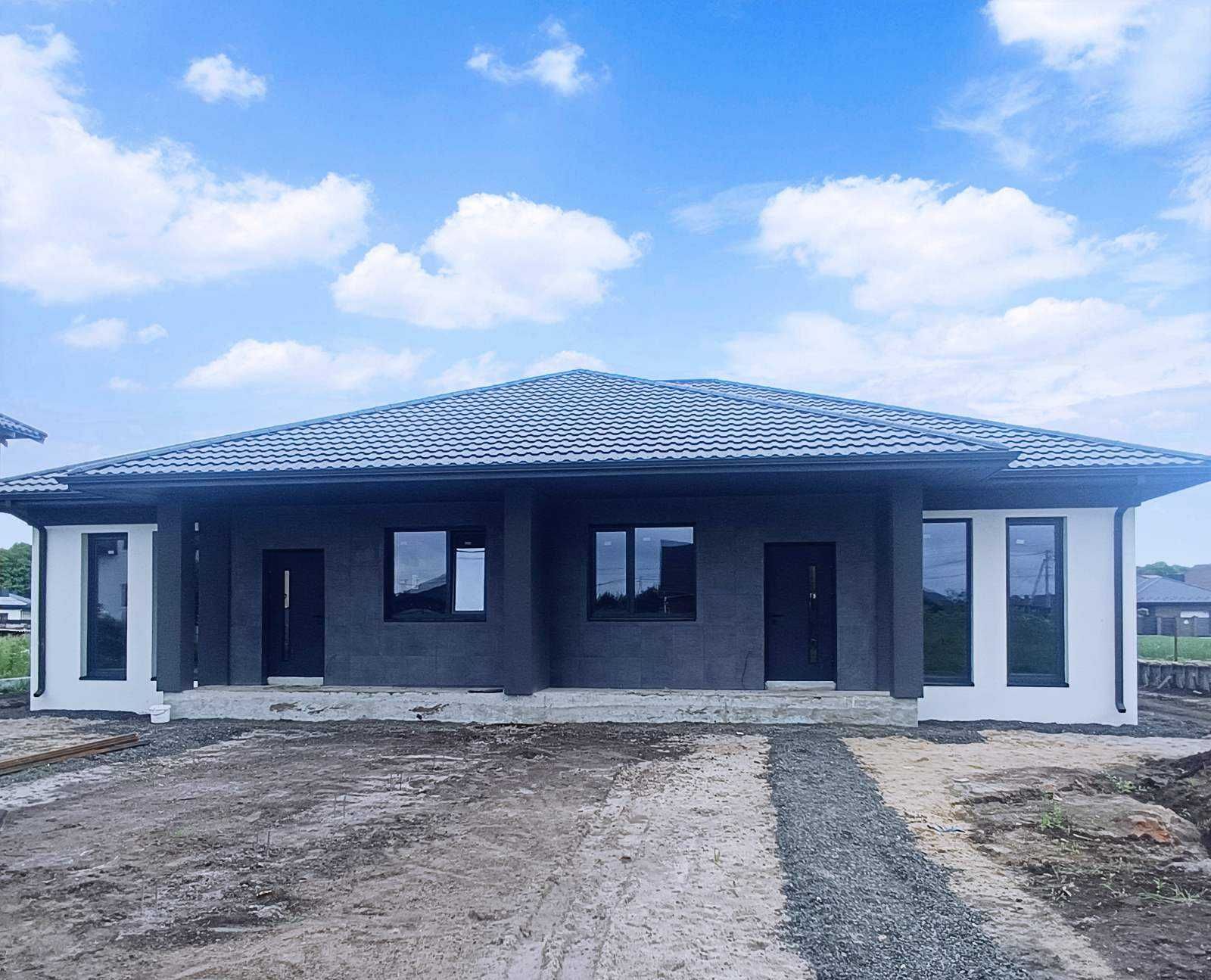 Продам будинок - дуплекс в селі Рованці
