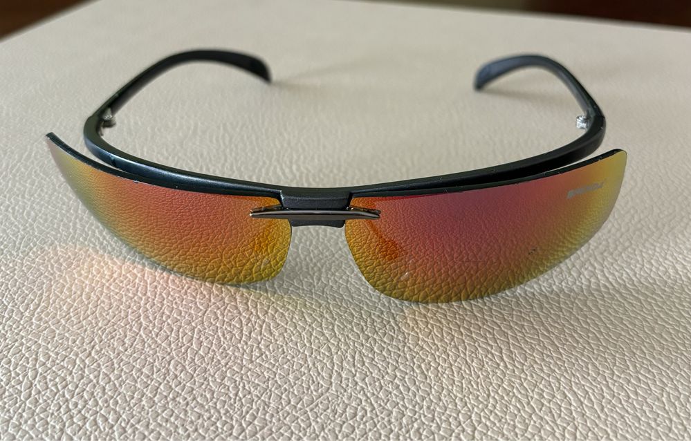 Okulary sportowe przeciwsloneczne Brenda hi tech