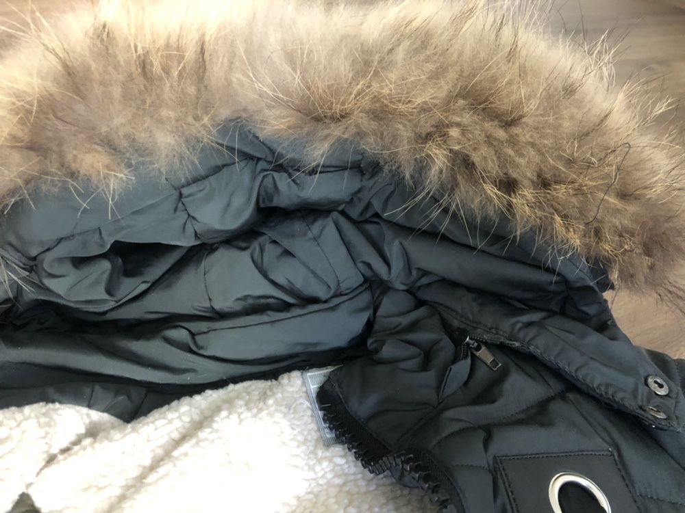 Тепла зимова подовжена курточка на  6-7років