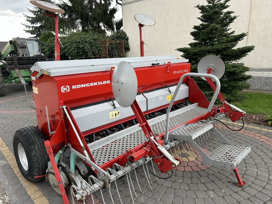 Siewnik Kongskilde Profiline 3m, talerzowy