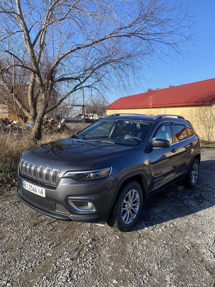 Jeep Cherokke 2019 року