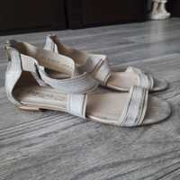 Sandały Caroline Italy r. 40 wkładka 25,5 cm