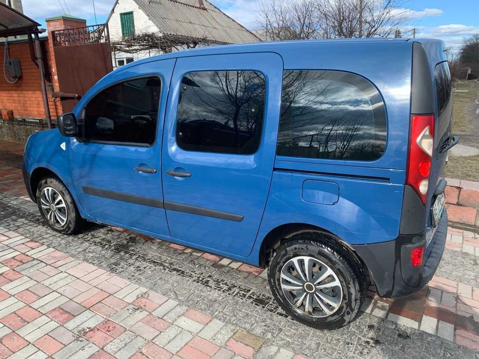 Отдам Renault Kangoo в аренду
