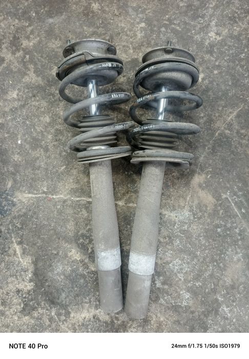 Bmw E60 E61 zawieszenie obniżające kpl przód H&R