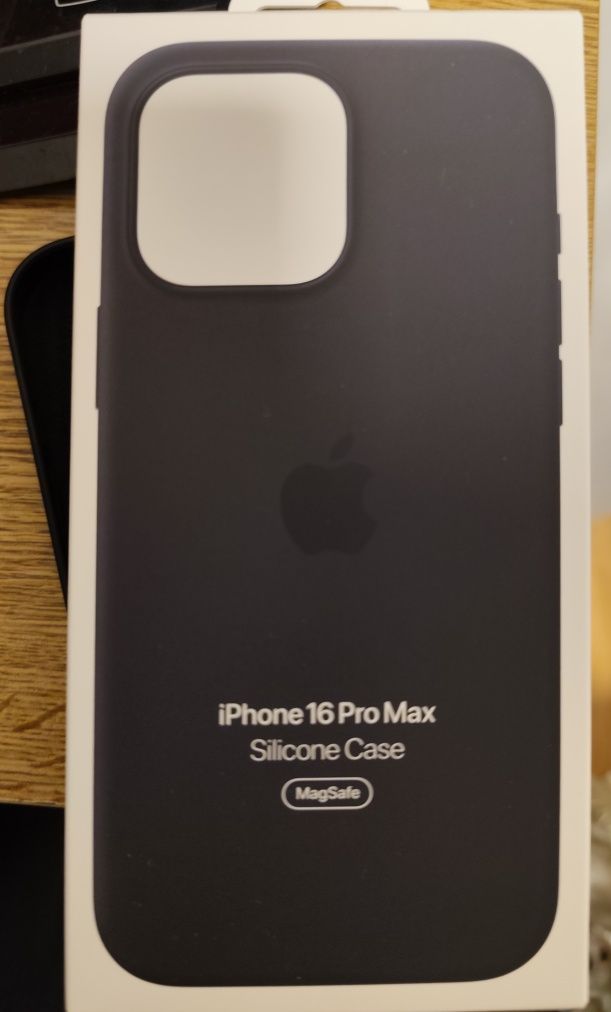 Capa iPhone 16 pro max