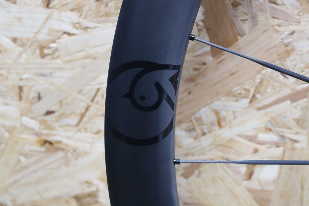 Bicicleta Rodas disco carbono Avian CR5 DB - Peso 1000 gramas! Novas!