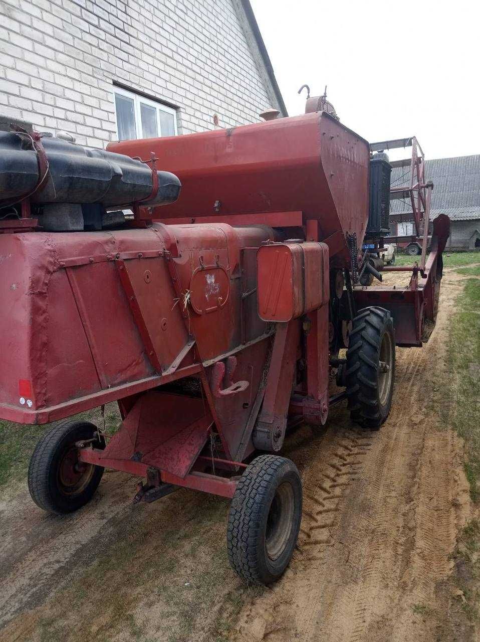 Продам зернозбиральний комбайн Мойсей-Фергюсон 31 (повністю робочий)