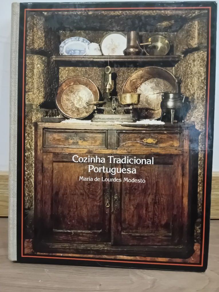 Cozinha Tradicional Portuguesa - Maria de Lourdes Modesto