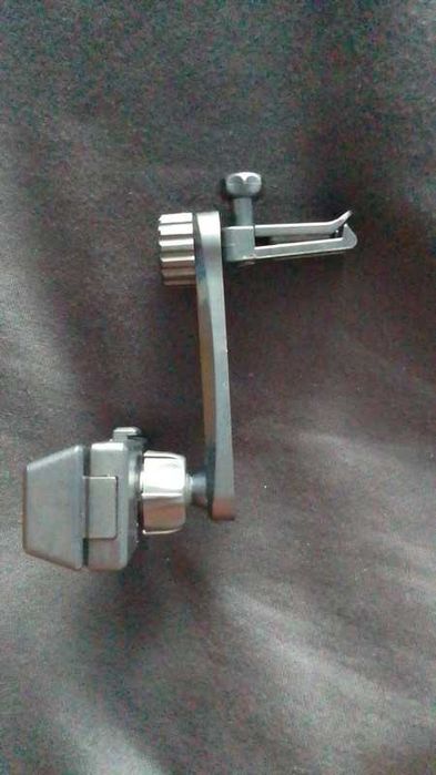 uchwyt na telefon do samochodu