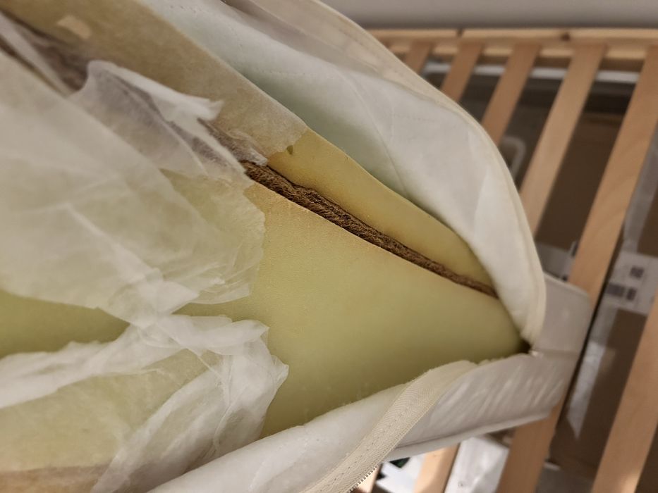 Materac sprężynowy 90x200x18 w nowym stanie