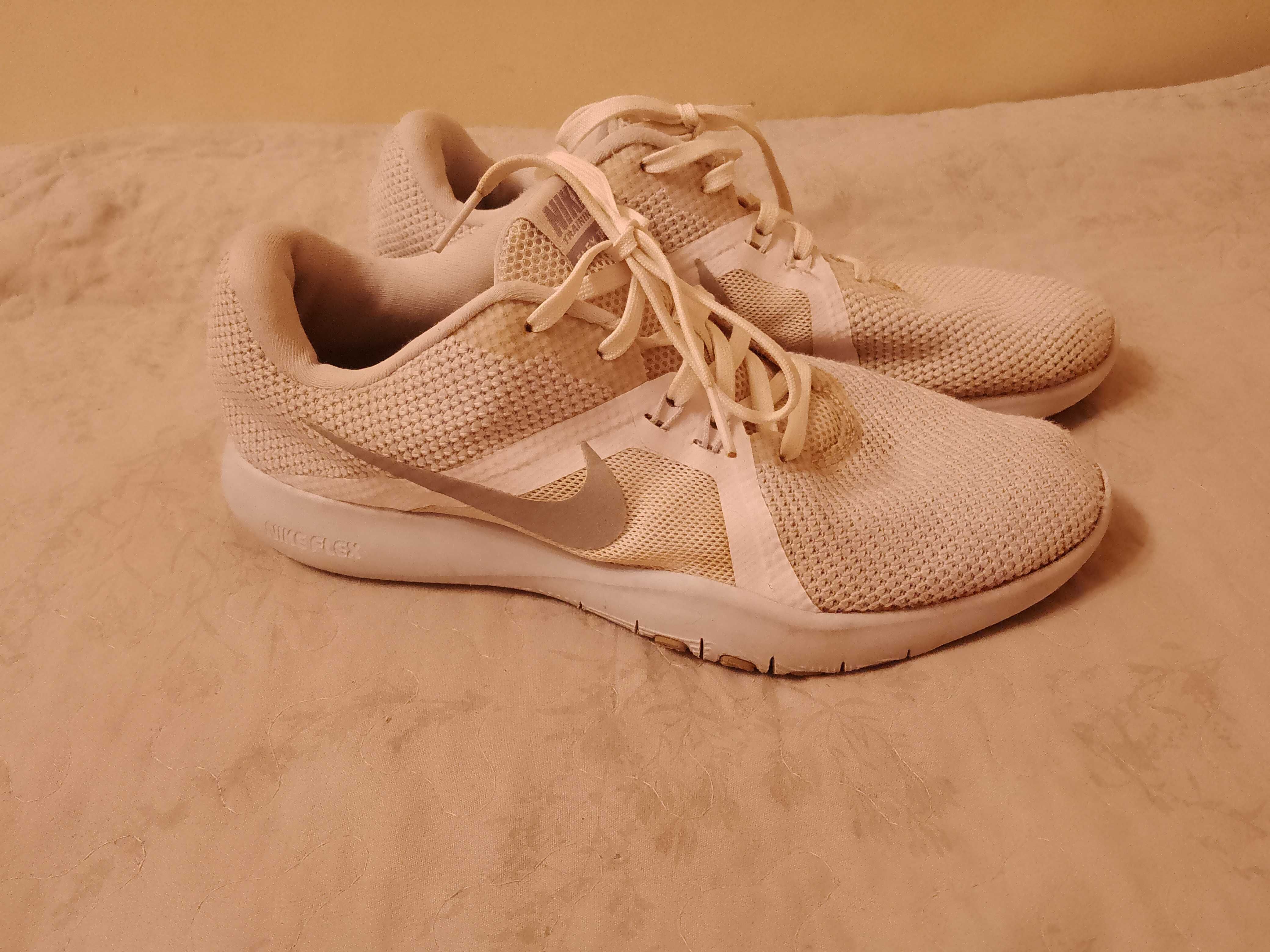 Nike flex trainer 8