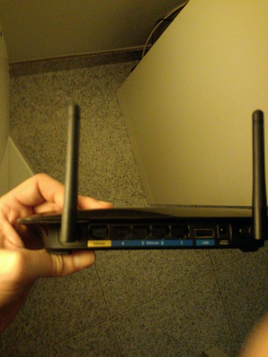 Router/Switch CISCO Linksys