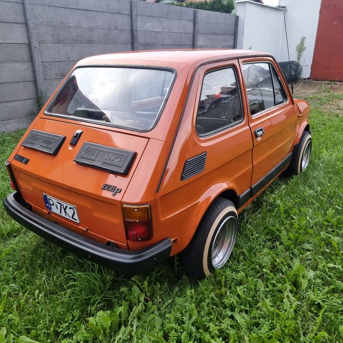 Samochód osobowy Orginał lakier Fiat 126p Pomarańczowy