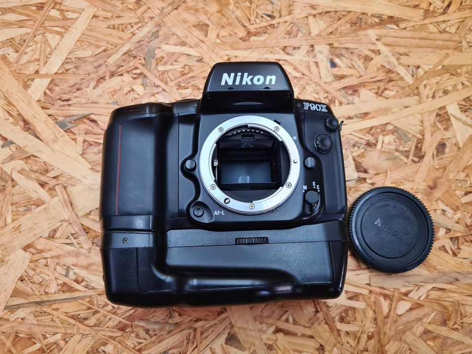 Nikon f90x + WInder profesjonalny aparat.  GWARANCJA