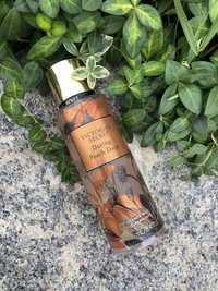 Спрей Victoria's Secret DARING PEACH DAISY Виктория Сикрет Вікторія