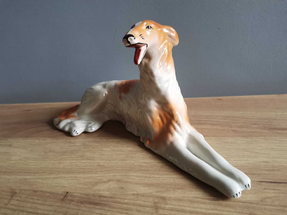 Stara figurka Chart Borzoj porcelana Steatyt  Z. Buksowcz PRL 1960