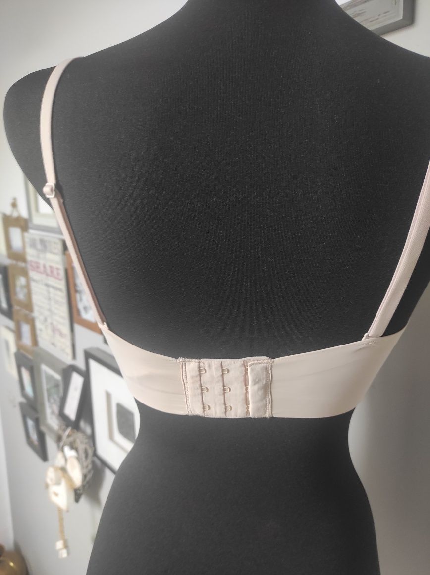 M&S Marks & Spencer stanik biustonosz cielisty beżowy strapless 70D