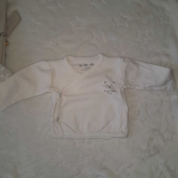 Biały kaftanik 5.10.15 0-1m