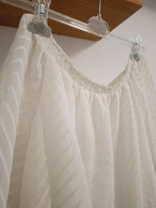 Śliczna bluzeczka S - M ecru kremowa święta koronka