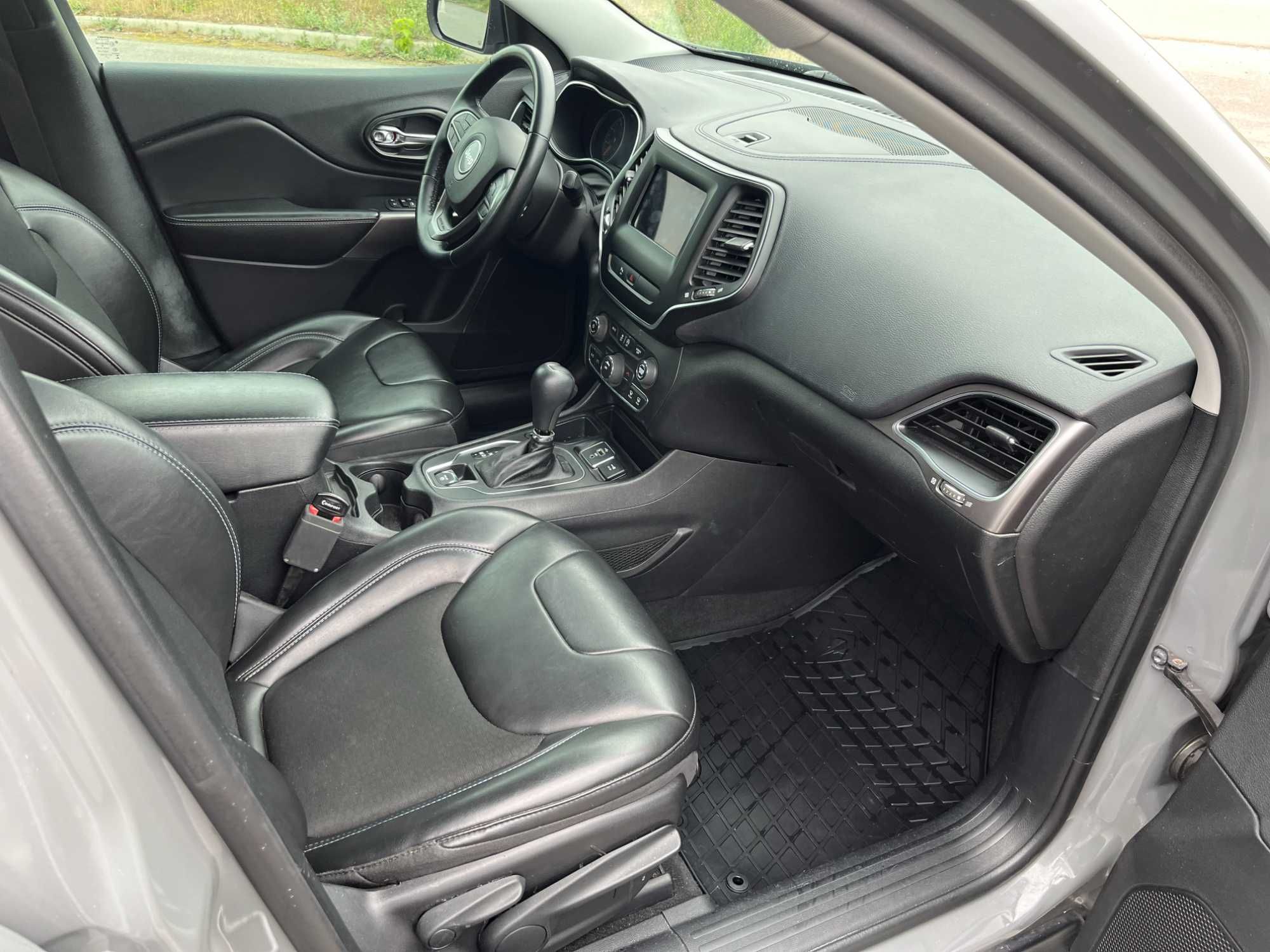 Jeep Cherokee 2019