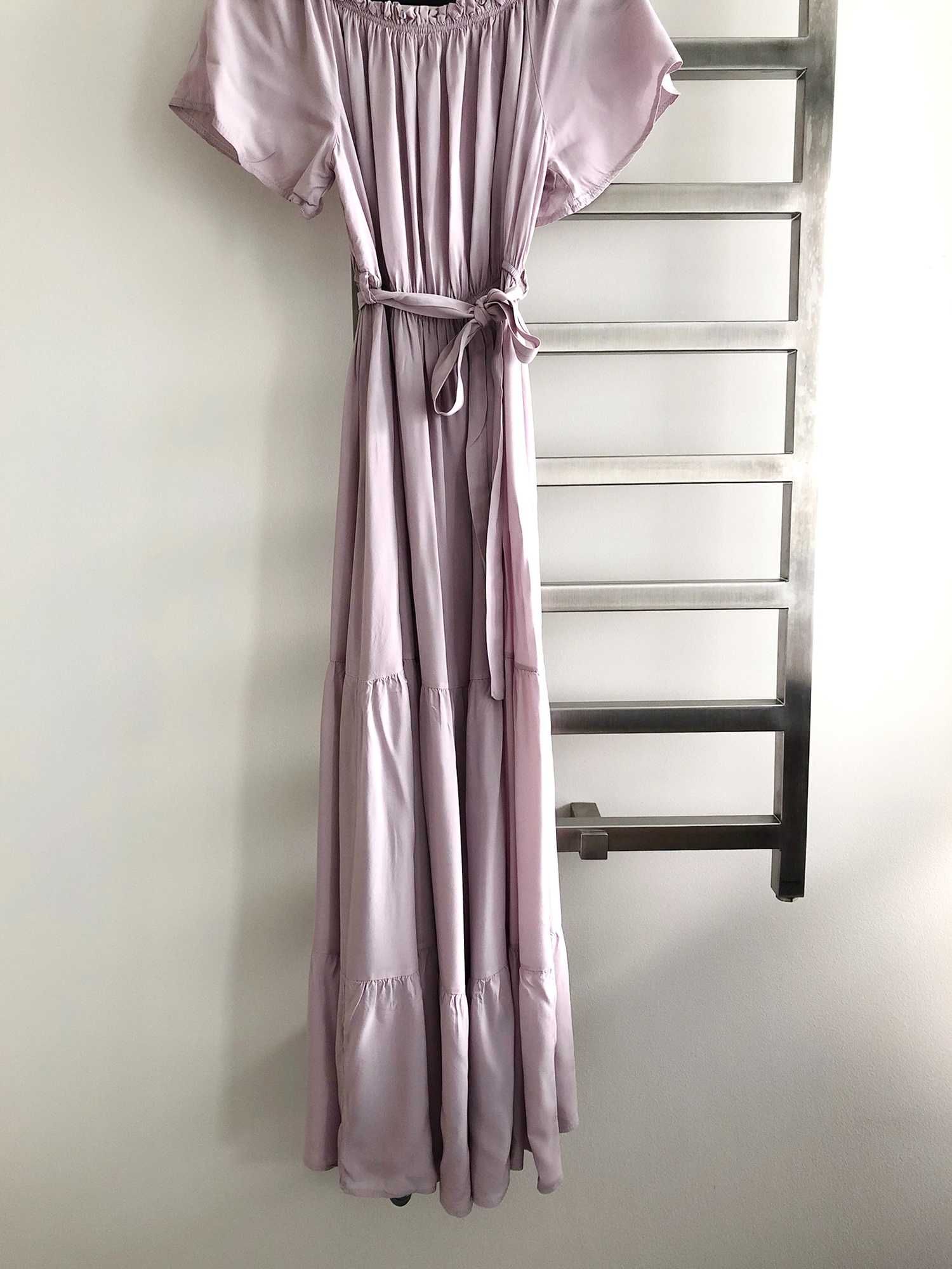 Vestido comprido com cinto