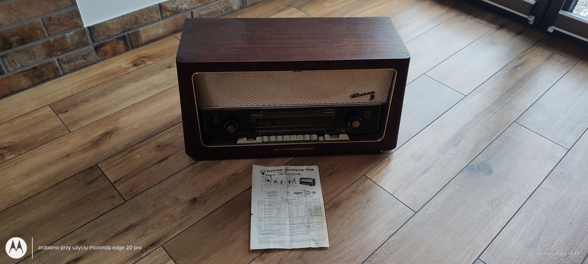 Stare radio Riviera TYP 2440
