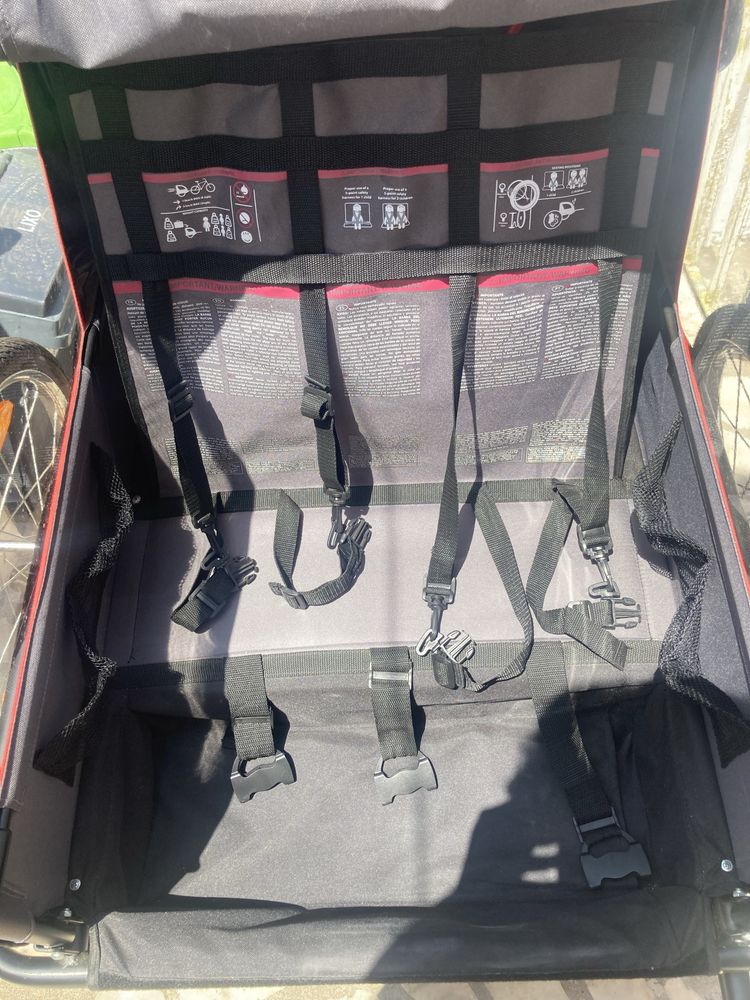 Atrelado de criança para bicicleta