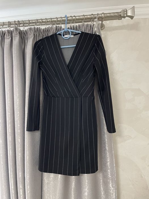 Плаття коротке Mango