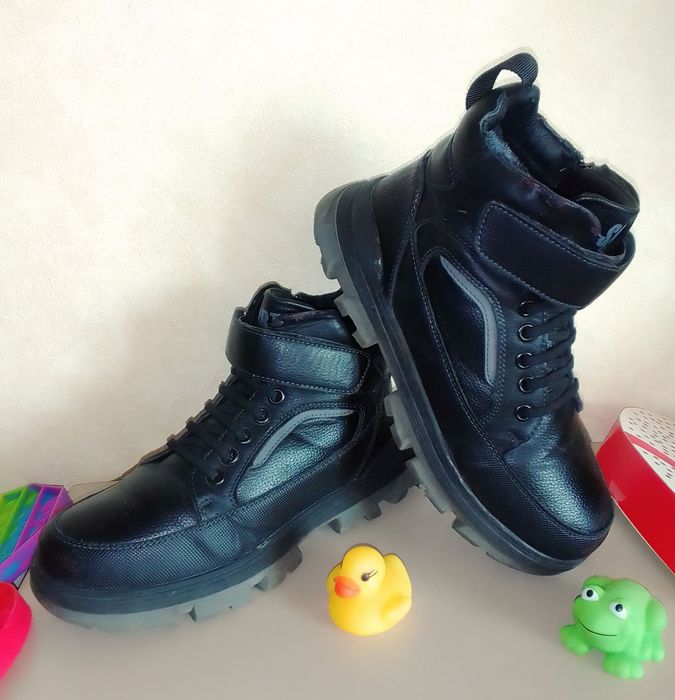 Кожаные зимние ботинки Clarks. Made in Poland. Размер 35 (22 см).