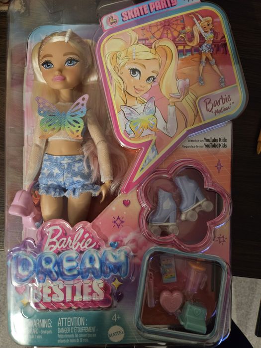 Lalka barbie Dream Besties na wrotkach