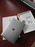 MacBook air m1 (8/256)