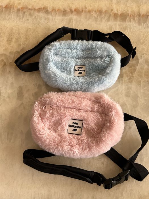 Фирменная меховая сумка бананка на пояс .New balans.