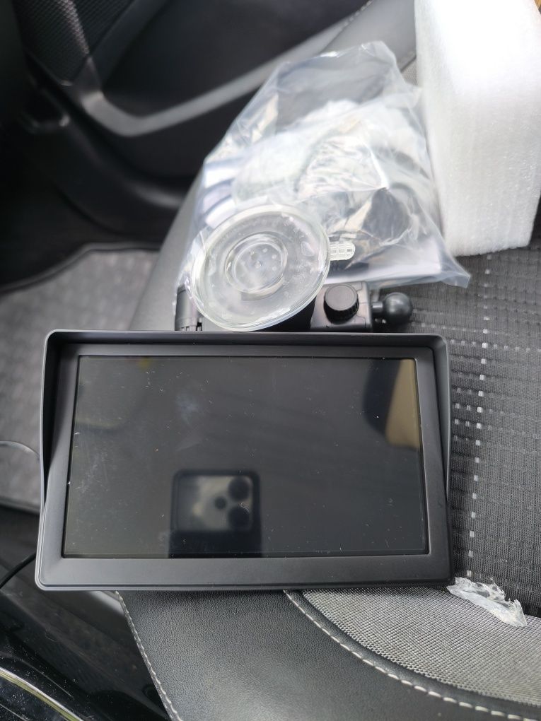 Monitor 7 calowy mulimedialny android auto IOS