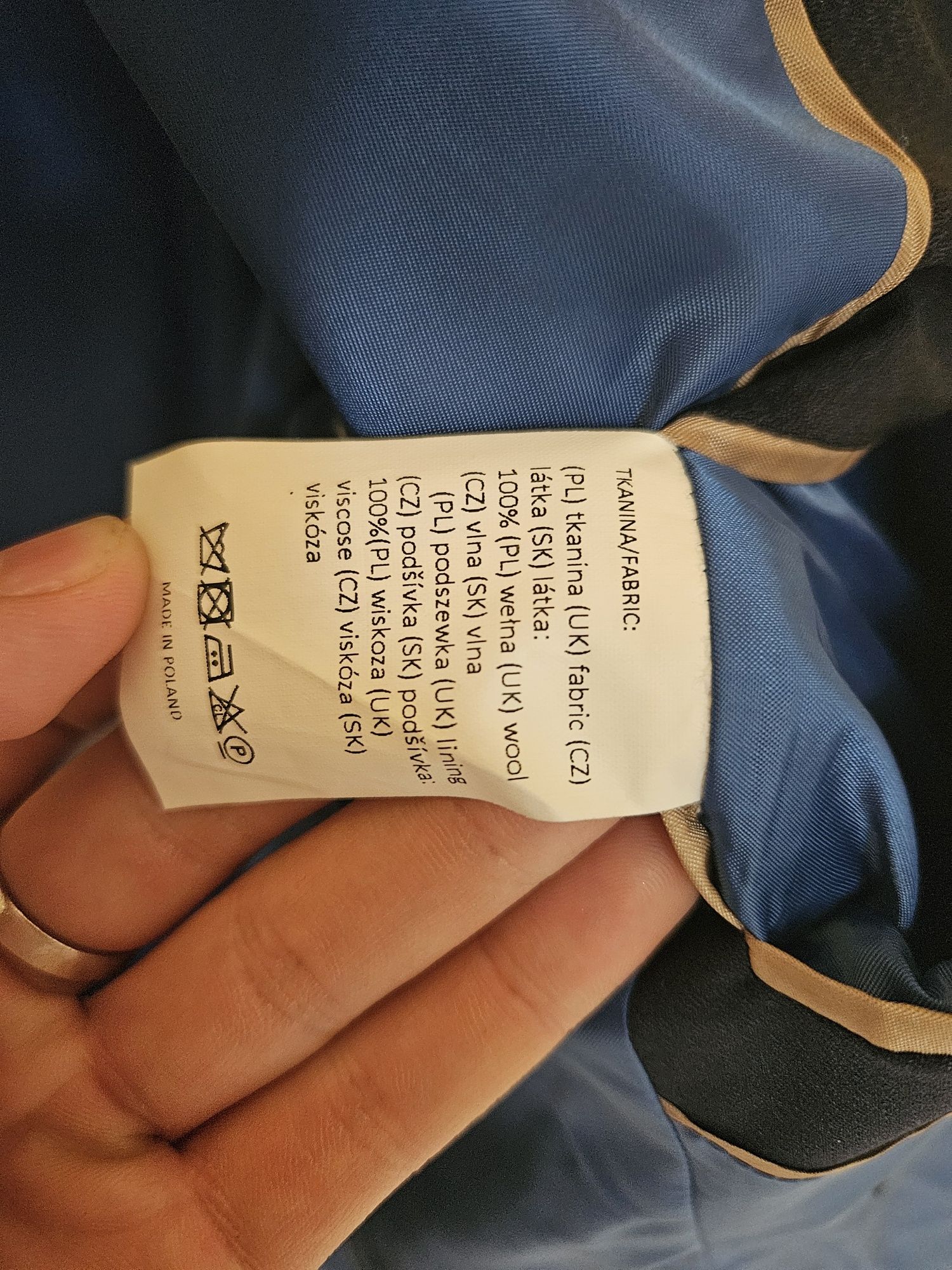 Garnitur granatowy wełniany z fakturą Pako Lorente Super Slim